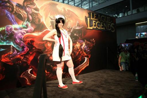 Лига Легенд - Косплей по LoL на PAX East 2012